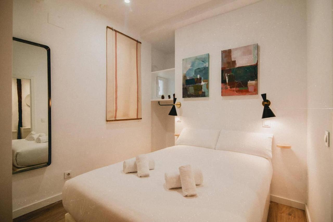 Charming Design Apartment Reina Sofia Madri Exterior foto