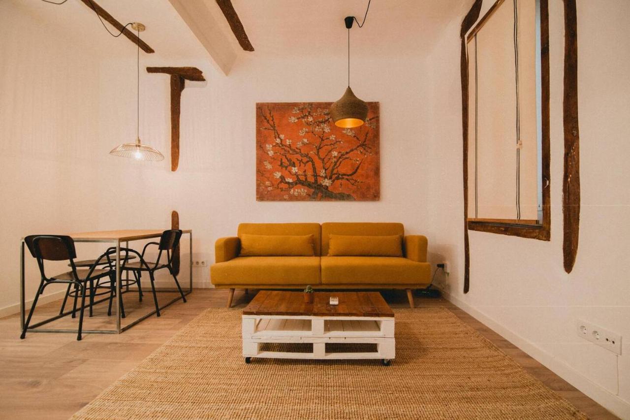 Charming Design Apartment Reina Sofia Madri Exterior foto